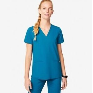 FIGS LIMITED EDITION CASMA TECHINICAL COLLECTION TOP